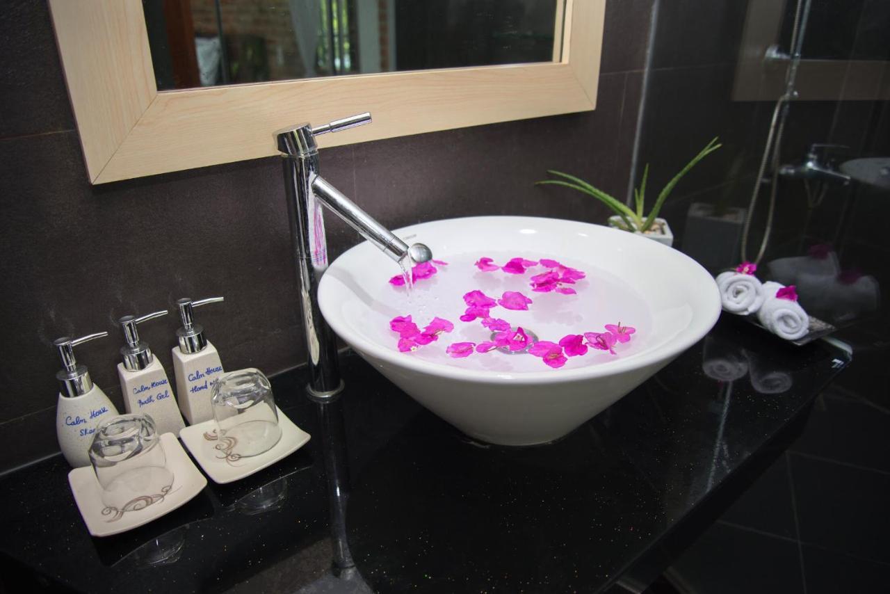Calm House 2 Hostel Hoi An Exterior photo