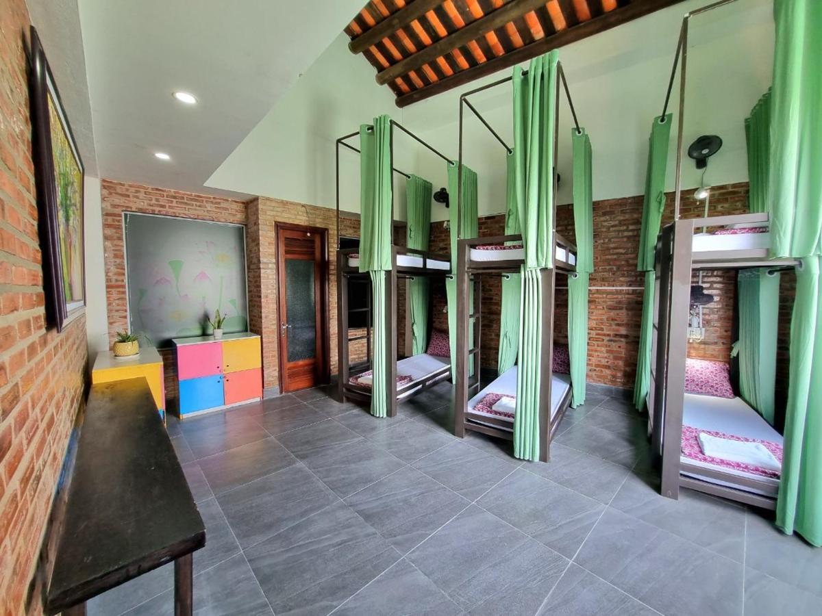 Calm House 2 Hostel Hoi An Exterior photo